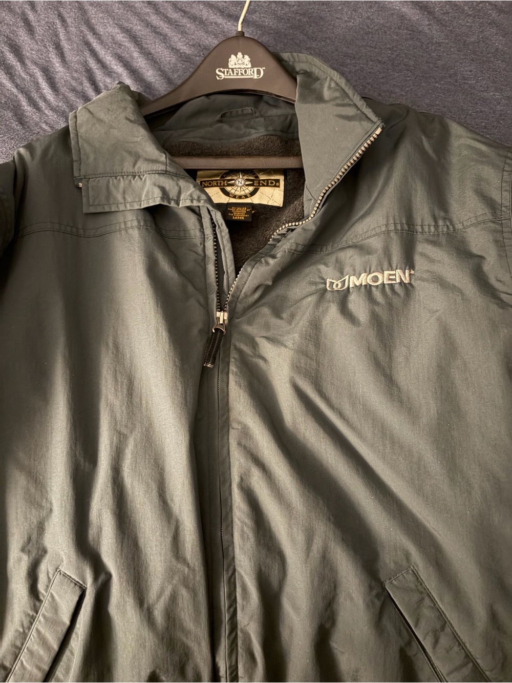 Moen Men's Olive Green Lightweight Zip Jacket